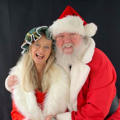 Hire Auckland's Real Santa Claus and Mrs Claus for Personal appearances of Video messages