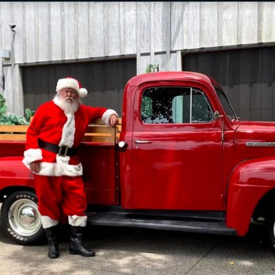 santa-and-the-truck